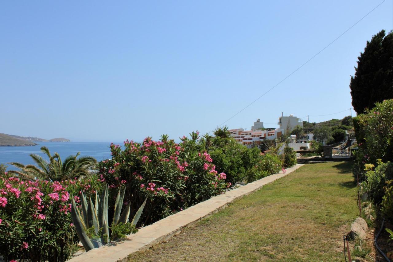 Blue Dolphin Hotel Batsi  Luaran gambar