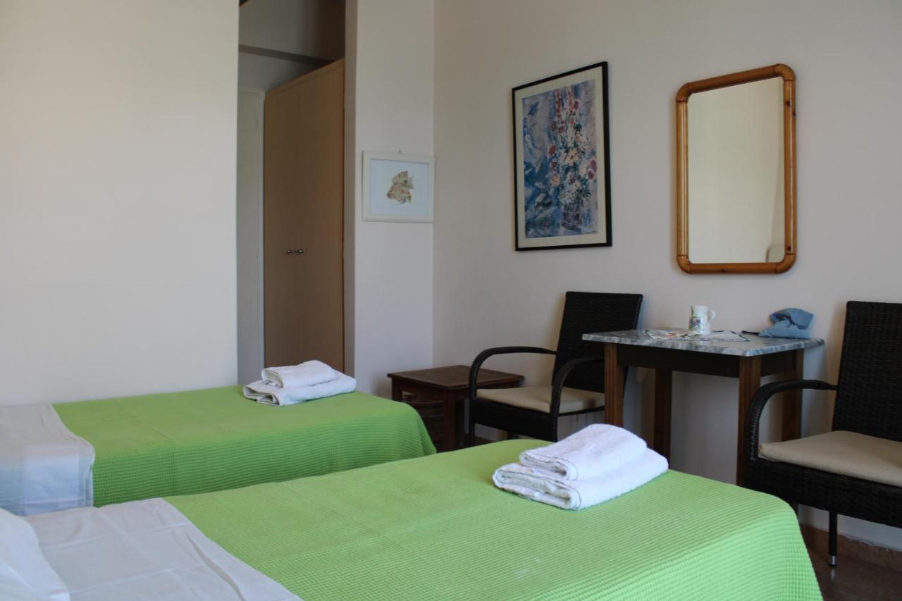Blue Dolphin Hotel Batsi  Luaran gambar