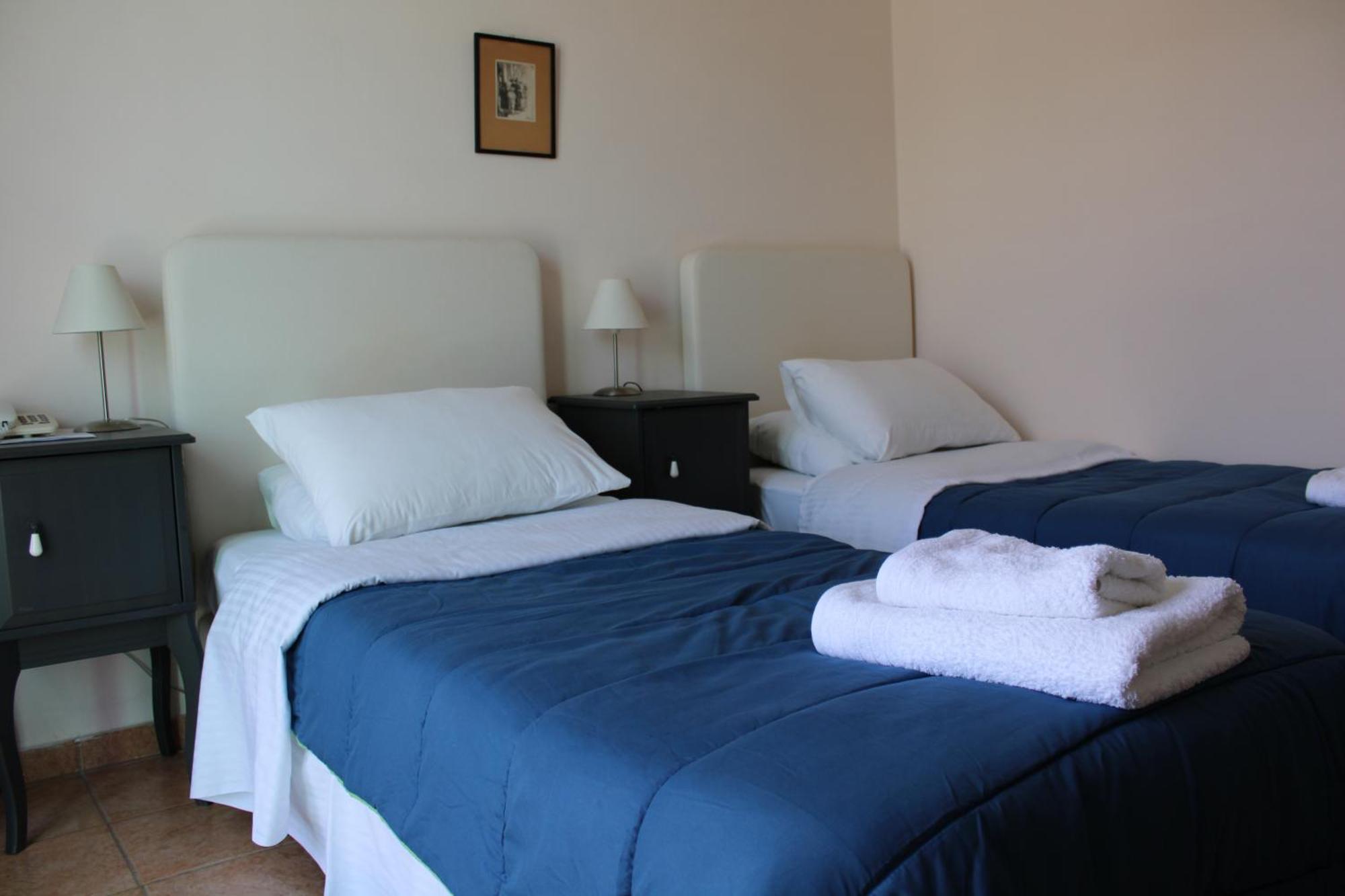 Blue Dolphin Hotel Batsi  Luaran gambar