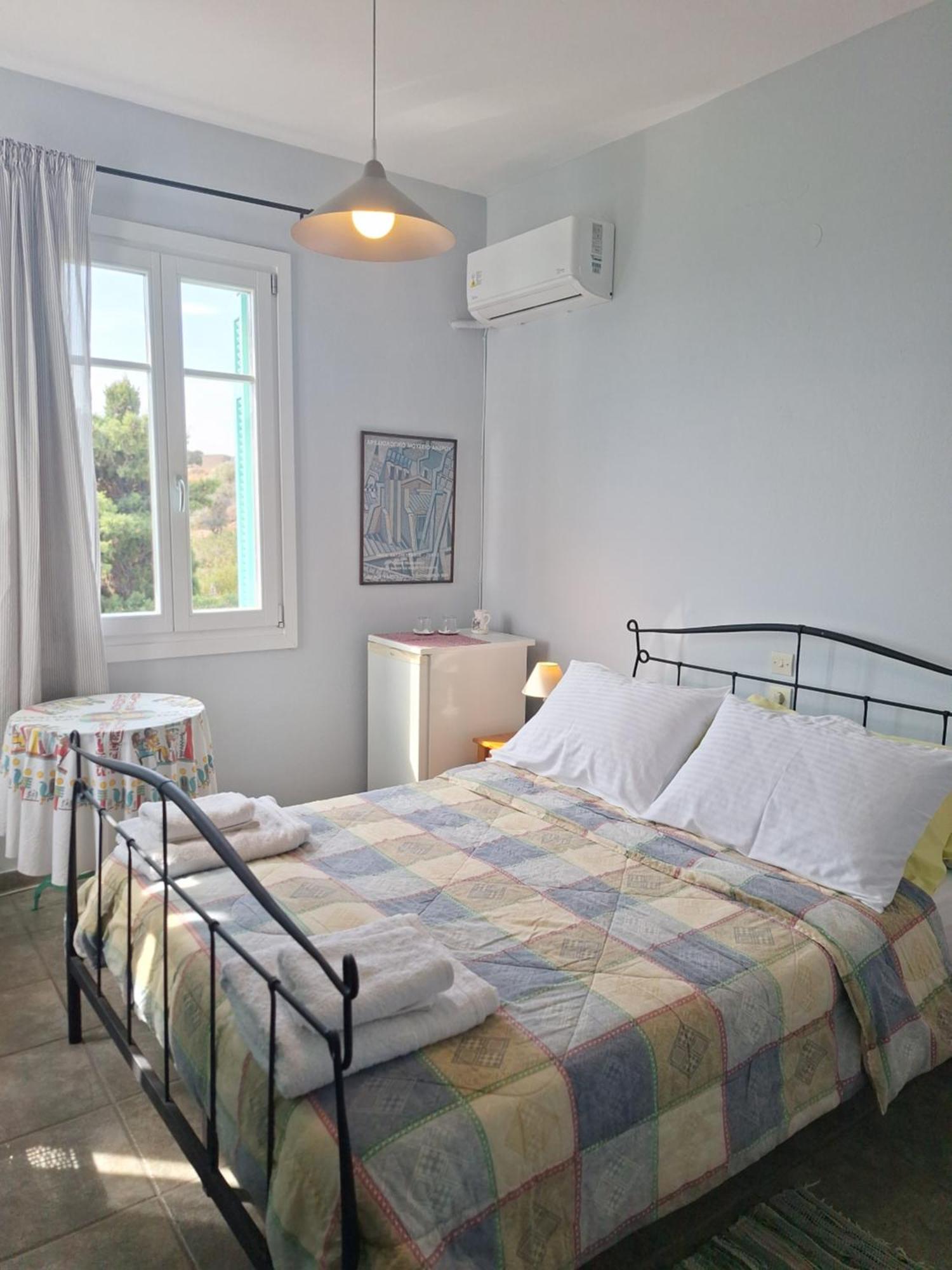 Blue Dolphin Hotel Batsi  Luaran gambar